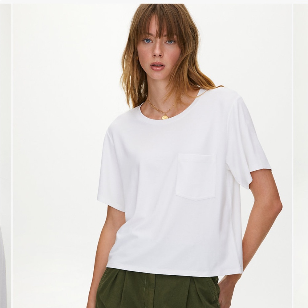 Wilfred free Gradilla t-shirt